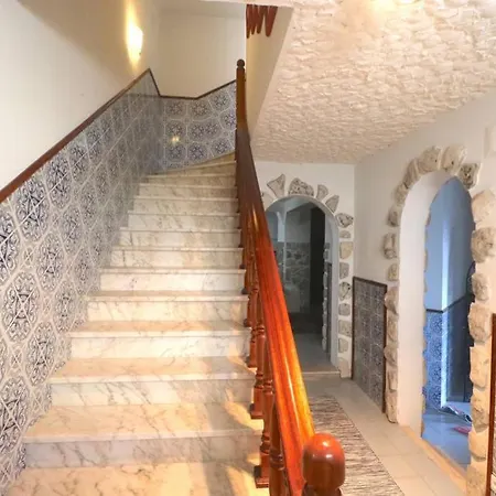 Stunning With Private Pool