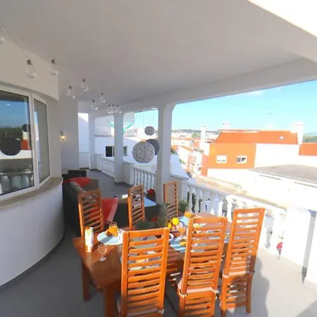 Stunning With Private Pool * Nazaré
