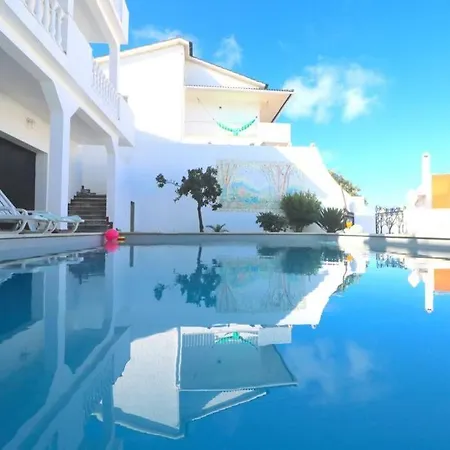 Stunning With Private Pool *